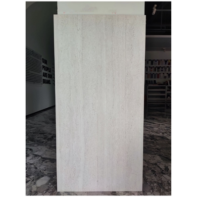 600*1200 Piastrelle da pavimento in travertino bianco perfette per la trasformazione della doccia del soggiorno