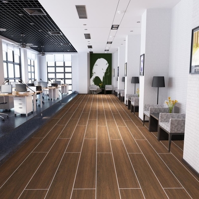 Piastrelle di porcellana da 150x900 mm La striscia di legno perfetto per spazi commerciali