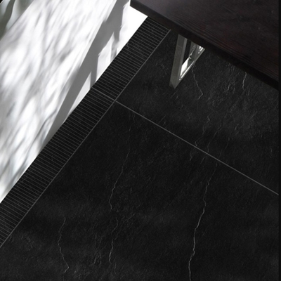 Piastrelle di ceramica di ardesia nera matta rustica a corpo intero per piastrelle esterne esterne R10 600 * 600