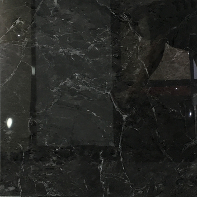 Moderno design 600x600mm Piastrelle di porcellana lucidate in nero per interni eleganti